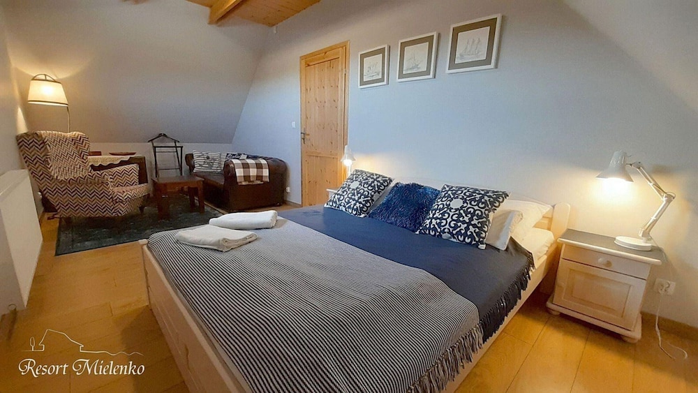 Holiday Home With Garden, Sauna, Jacuzzi
