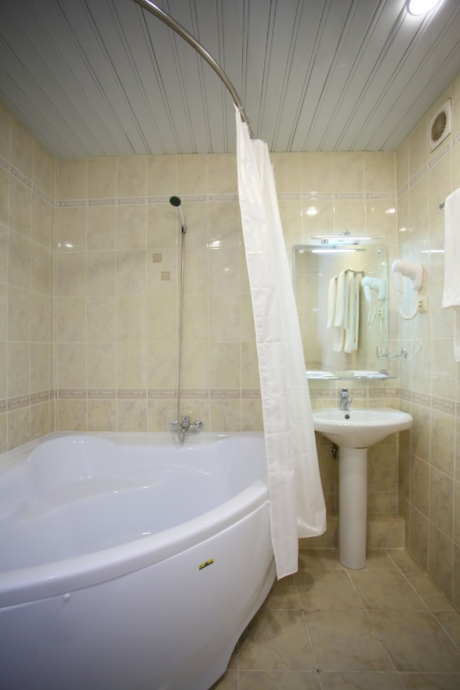 Yekaterinburg Vacations - Maksim Hotel - Property Image 12