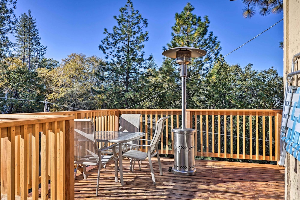 Game Room & Mtn Views: Tuolumne Hideaway! view 5