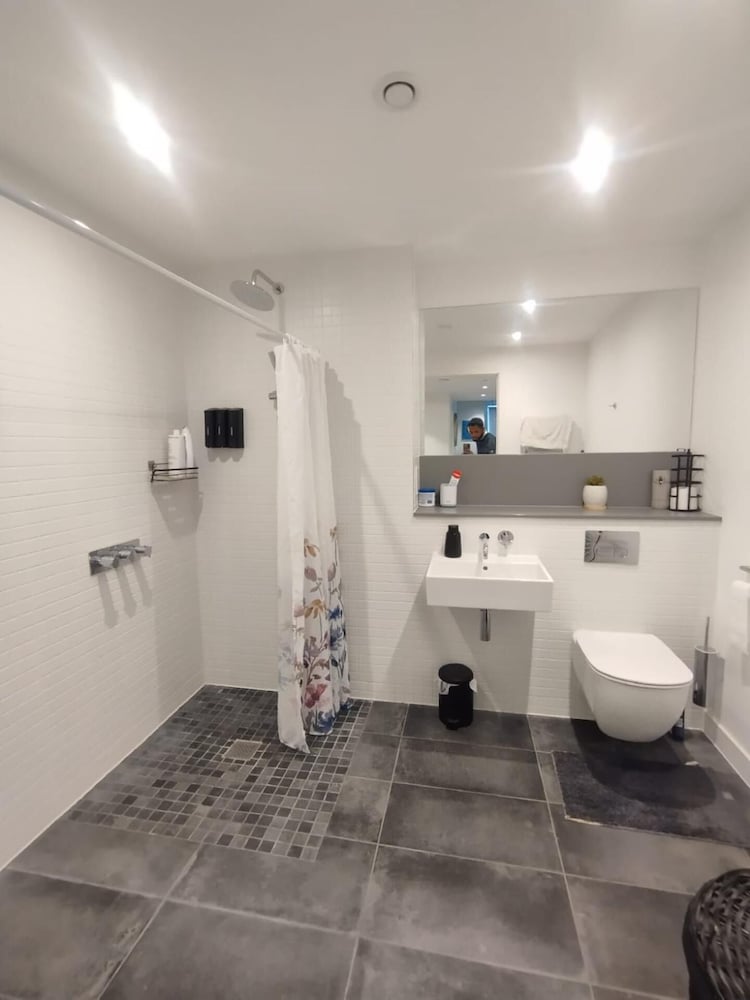 Immaculate 3-bed Apartment Homes in London