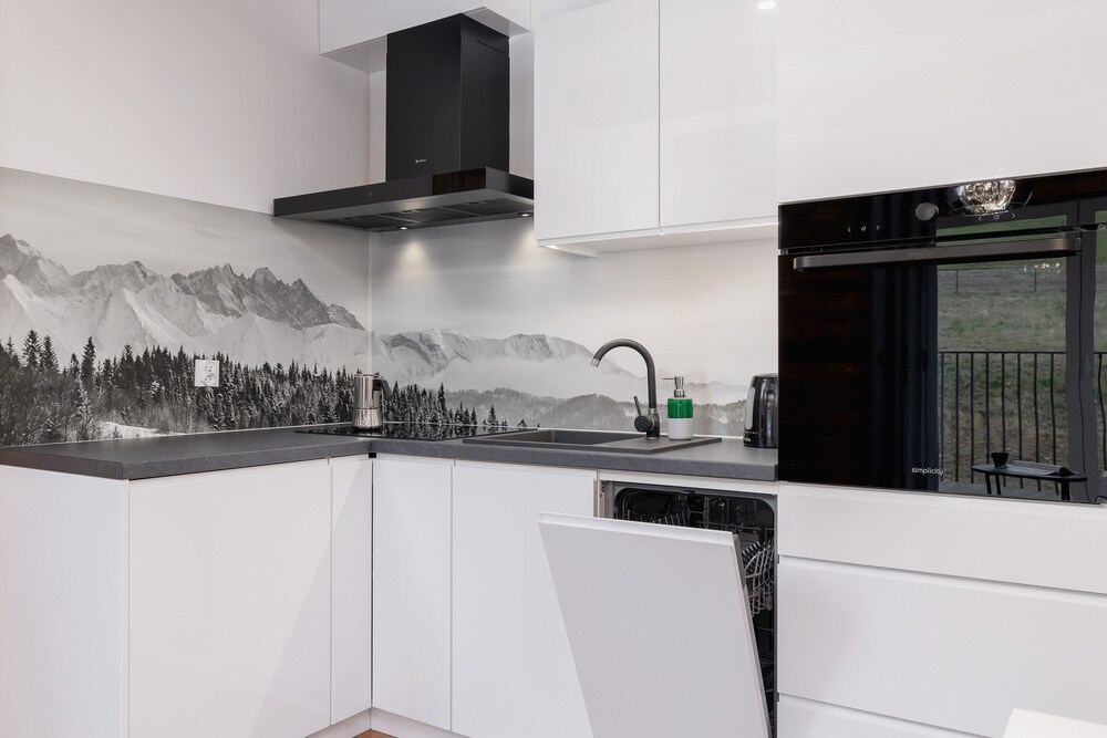 Memorable Apartment in Wisla by Renters