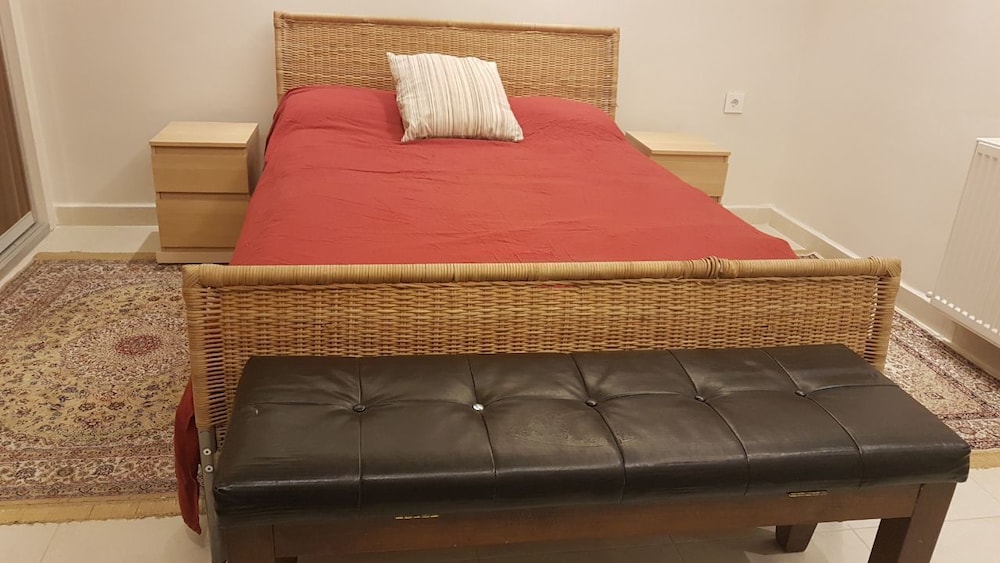 1 New Bedroom Apartment on Airport Road