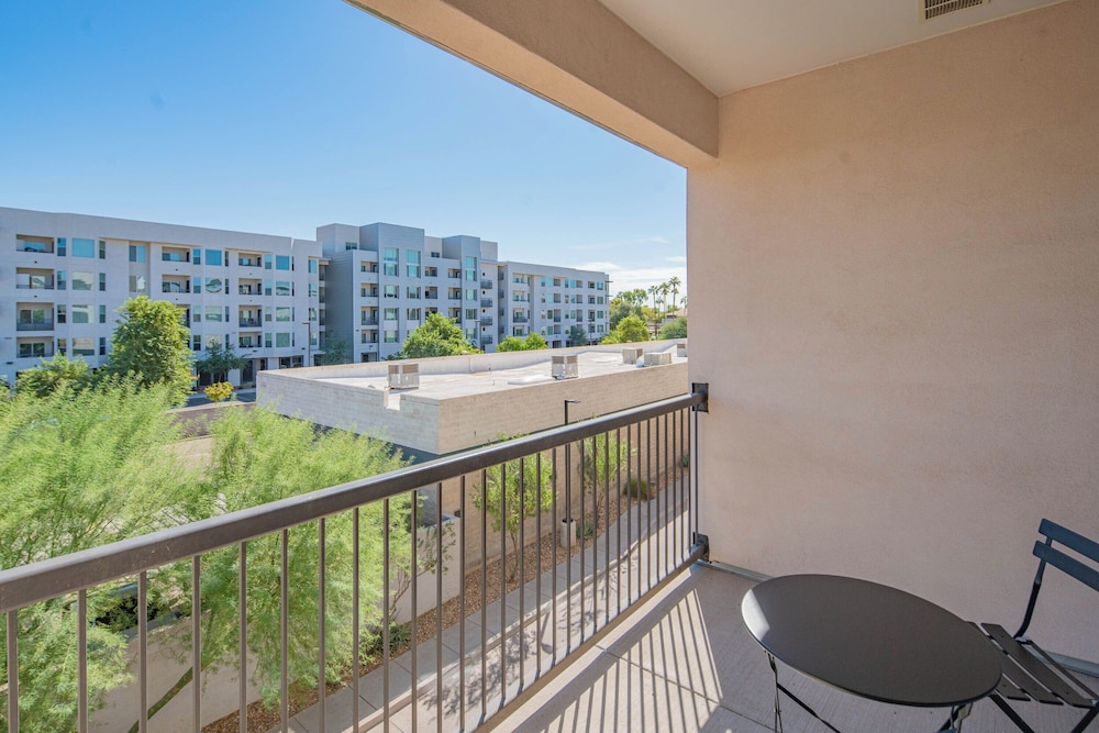 ROVE LIVING/KB - Trovita Rio