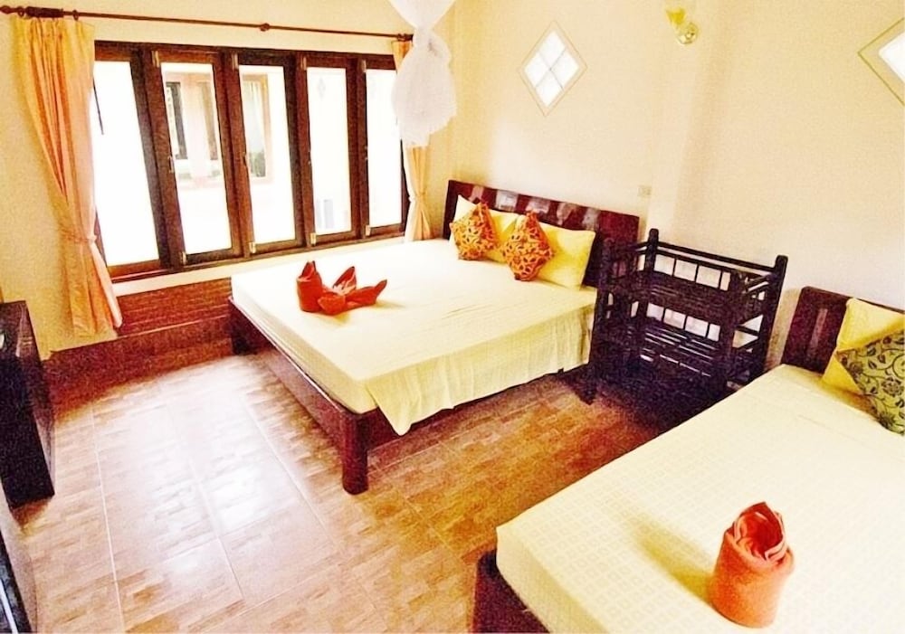 Seaboard Bungalows