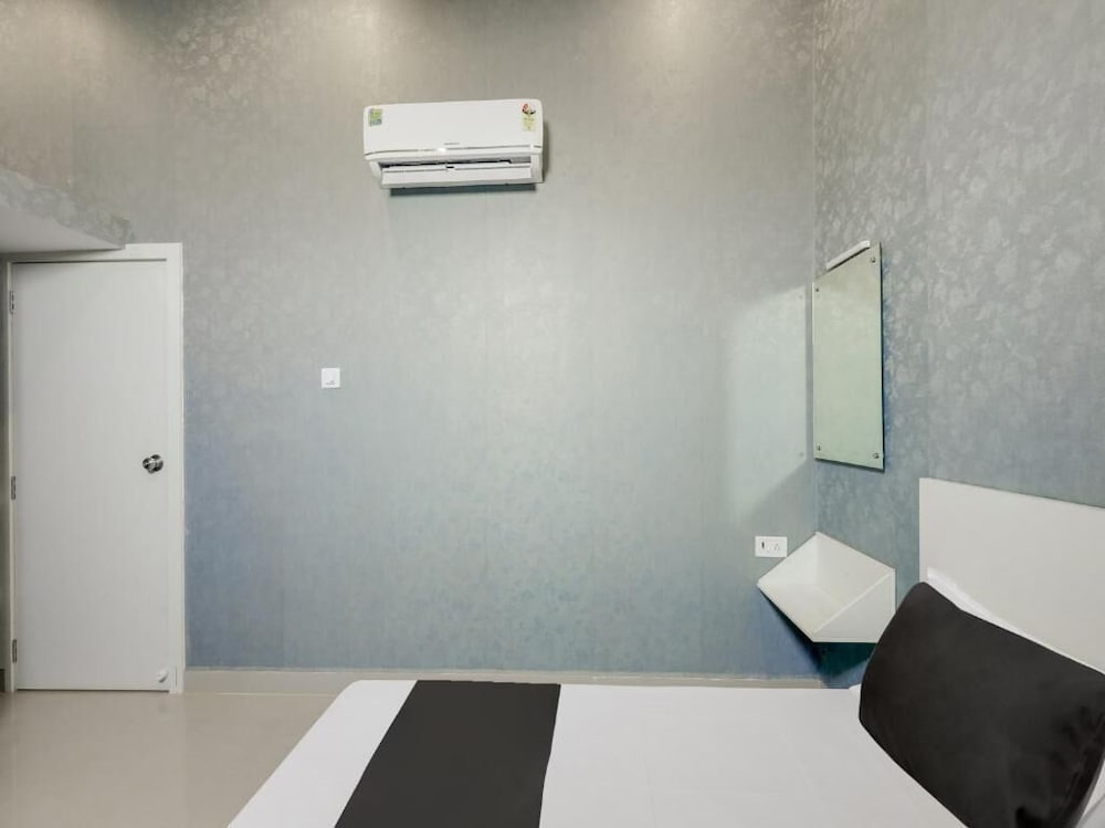 Hotel Le Hayat Residency