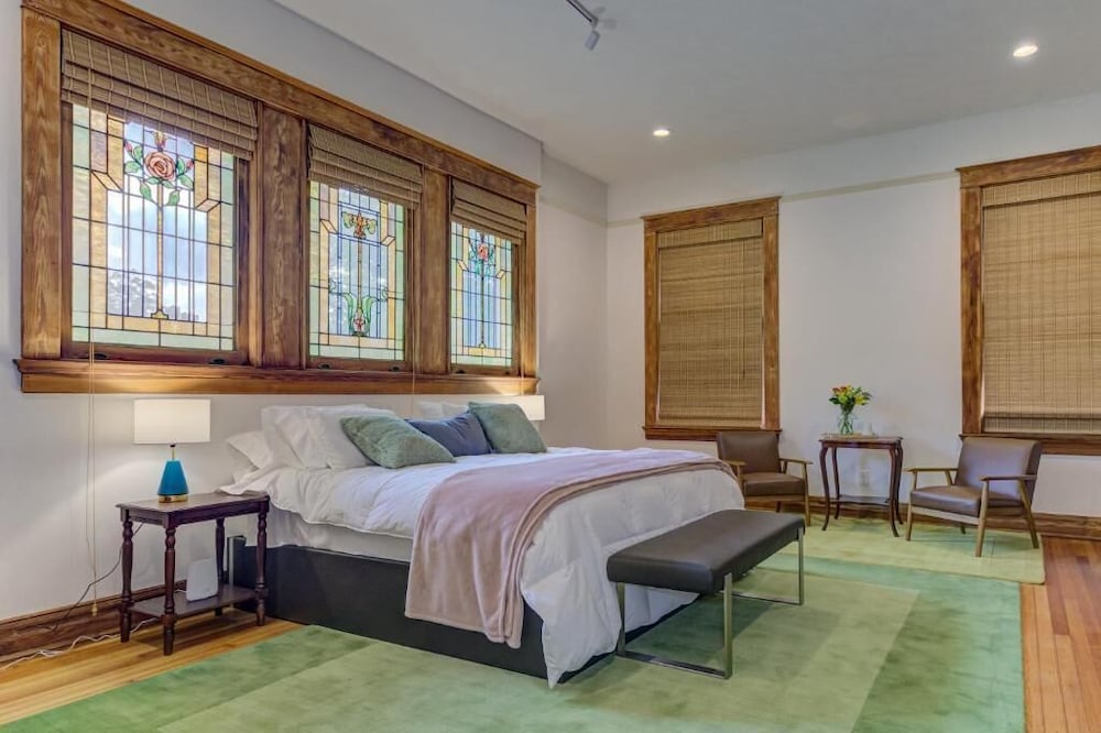 Oak Hall BnB