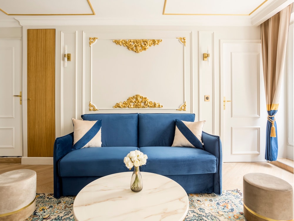 Merveil Luxury Suites - Rougemont I-II-III