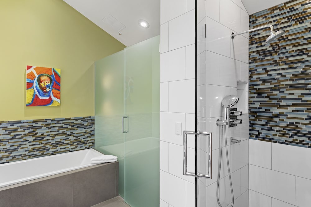 6977 Silver Lake Drive - 5 Bedroom Private Home with Hot Tub 5 Home