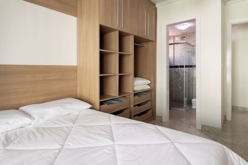 Apt W/balcony 160m Bombas Beach Col102