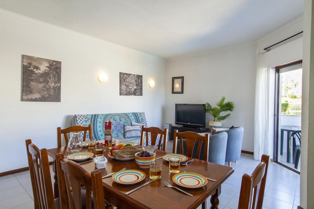 B97 - Flor da Rocha Apartment in Portim o