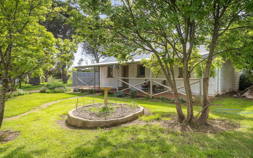 Cape Jervis Accommodation & Caravan Park