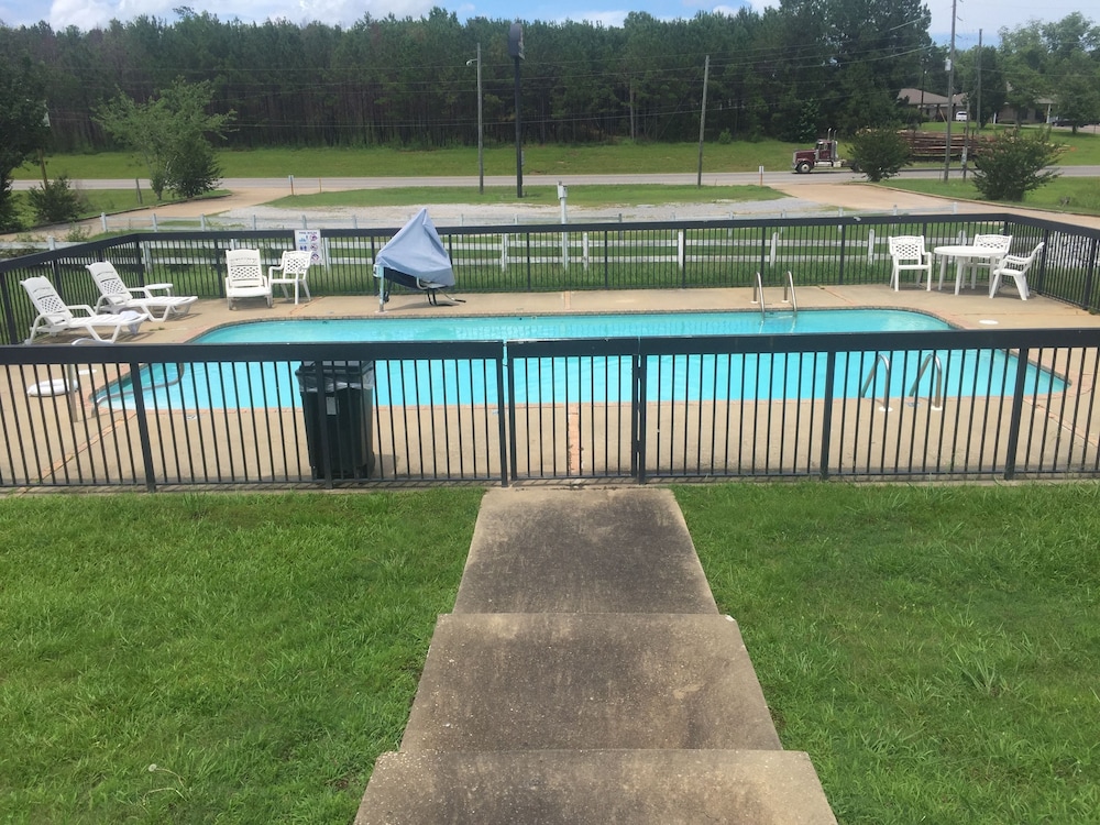 American Inn Motel by Capital O Camden AL