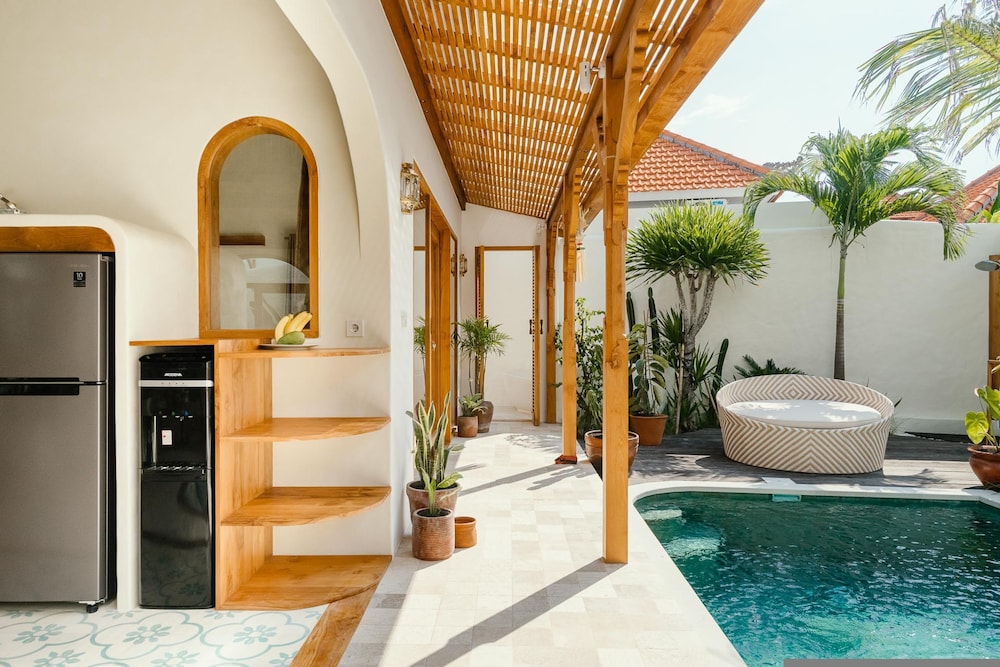Villa Canggutopia 2 by Alfred in Bali - Romantic 1BD Villa Canggu Near the Beach