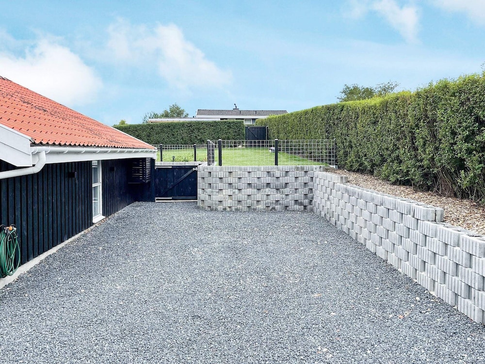 6 Person Holiday Home in Egernsund