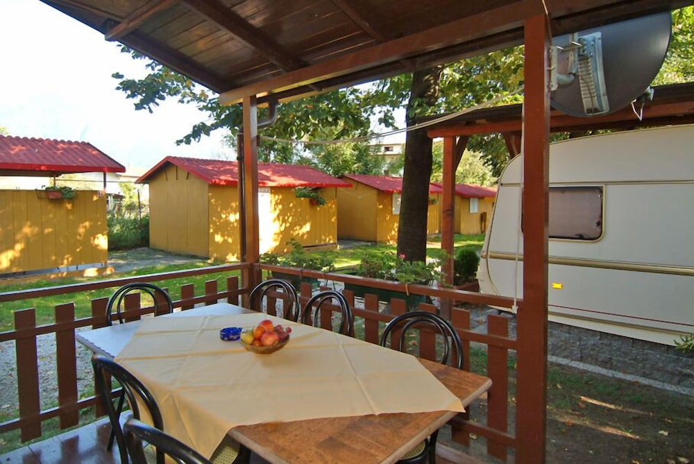 Au Lac de Como Campground