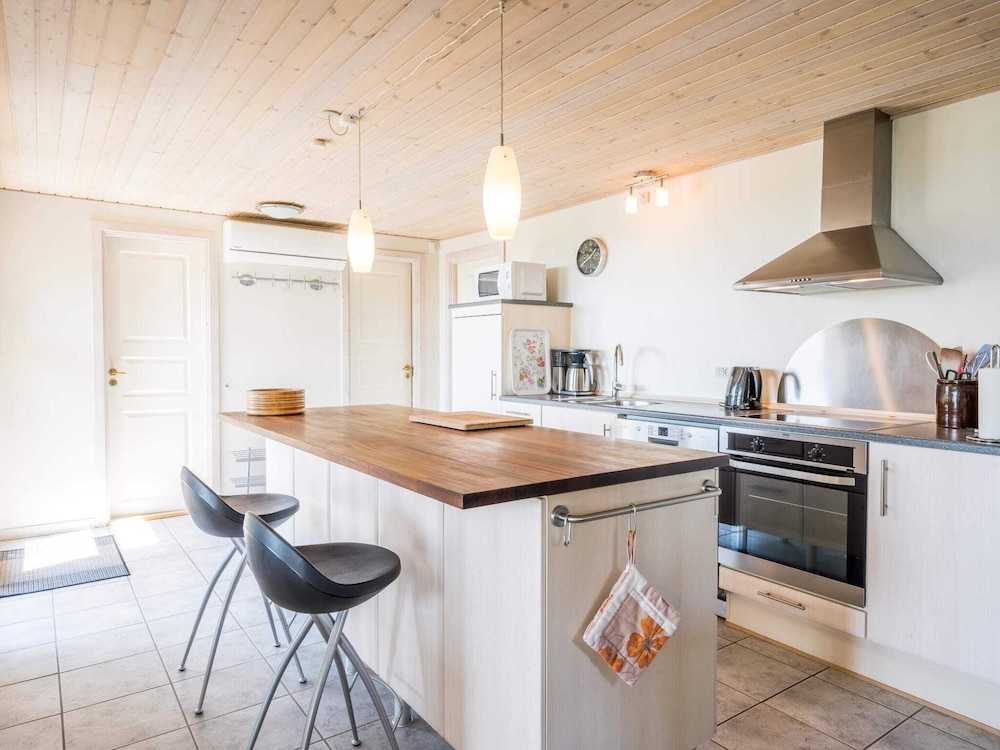 4 Person Holiday Home in Blavand view 4
