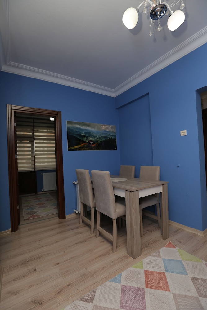 Guven Suite House