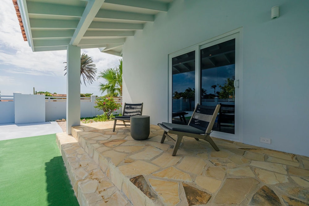 The Court Villa - 8 Bed 8 5 Bath