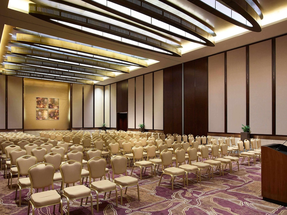 Swissotel Living Al Ghurair