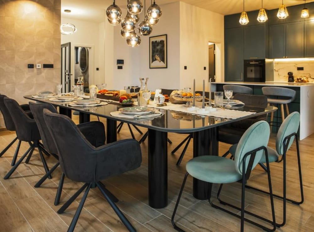 Luxury Villa Lara with Heated Pool, Hot-Tub and Sauna