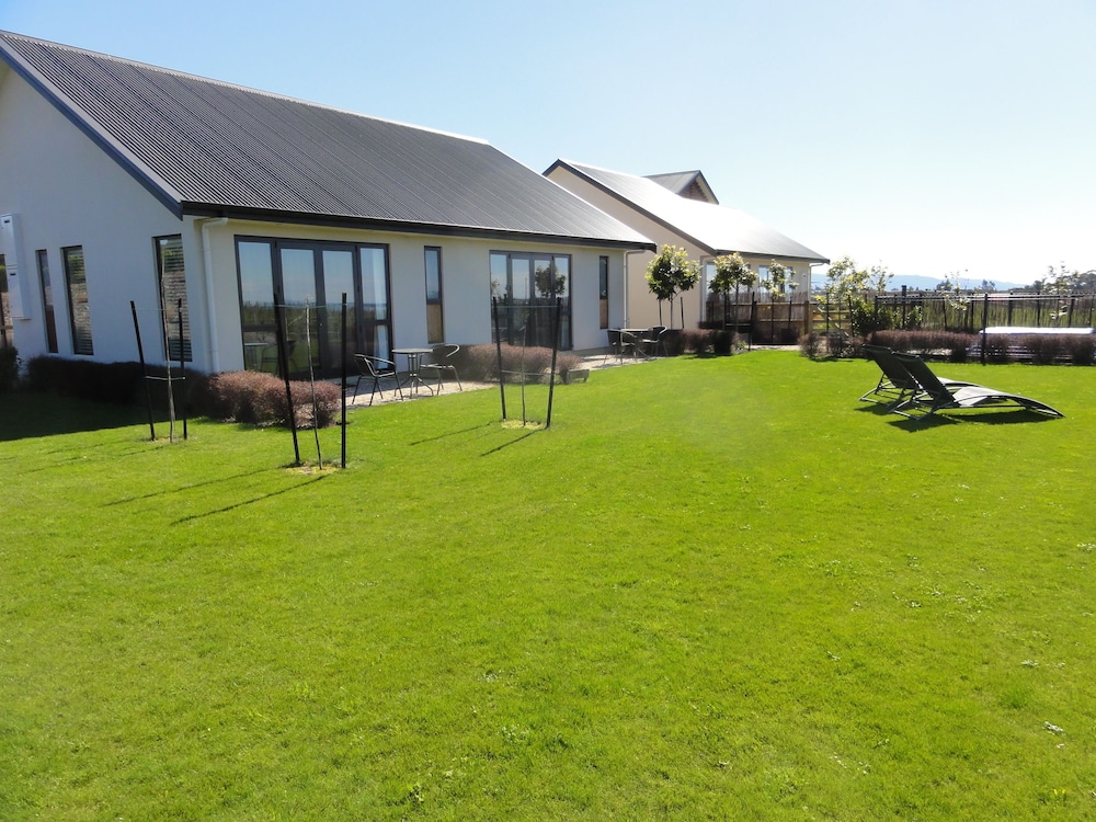 Pine Hill Lodge