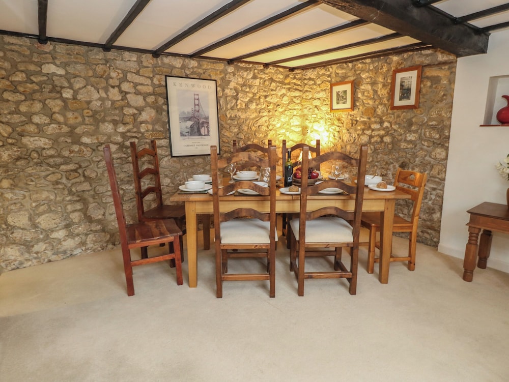 Poppy Cottage
