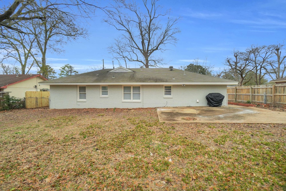 3BR Home Near AFB ASU Riverwalk Downtown
