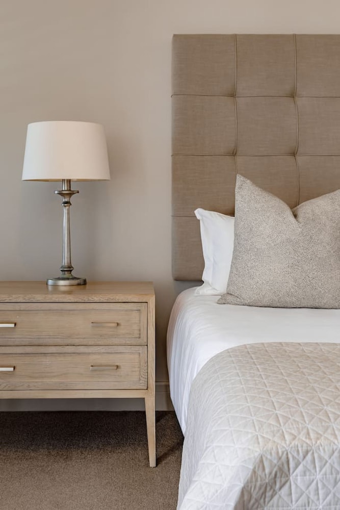 Bantry Place - Luxury Apartment
