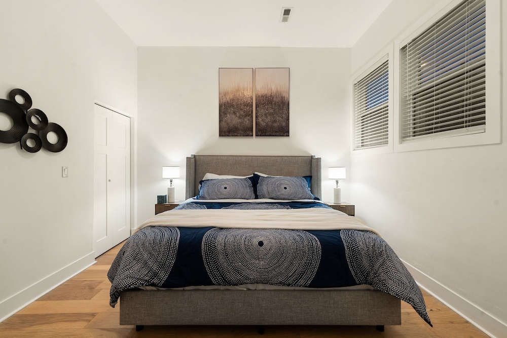 New West Town Listing