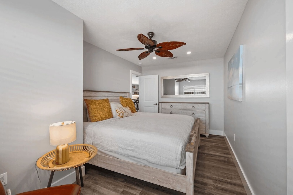 Walk to Beach, Private Pool + Fire Pit, Bonfires! G By The Sea by Avantstay