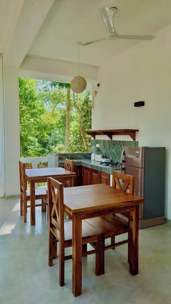 Cocosurf House