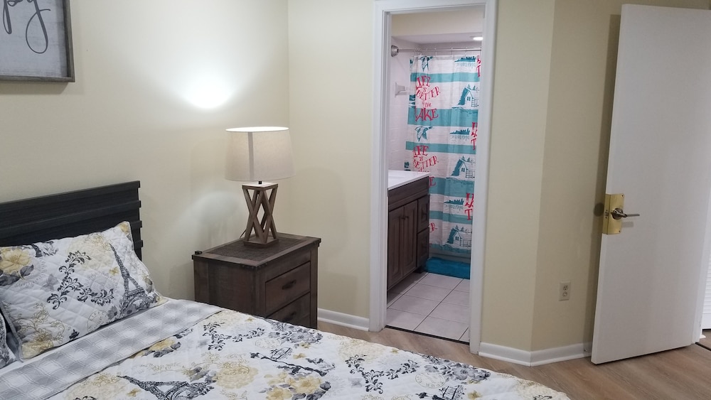 3648 Orlando Vacational Apartment 2nd floor, Lake view