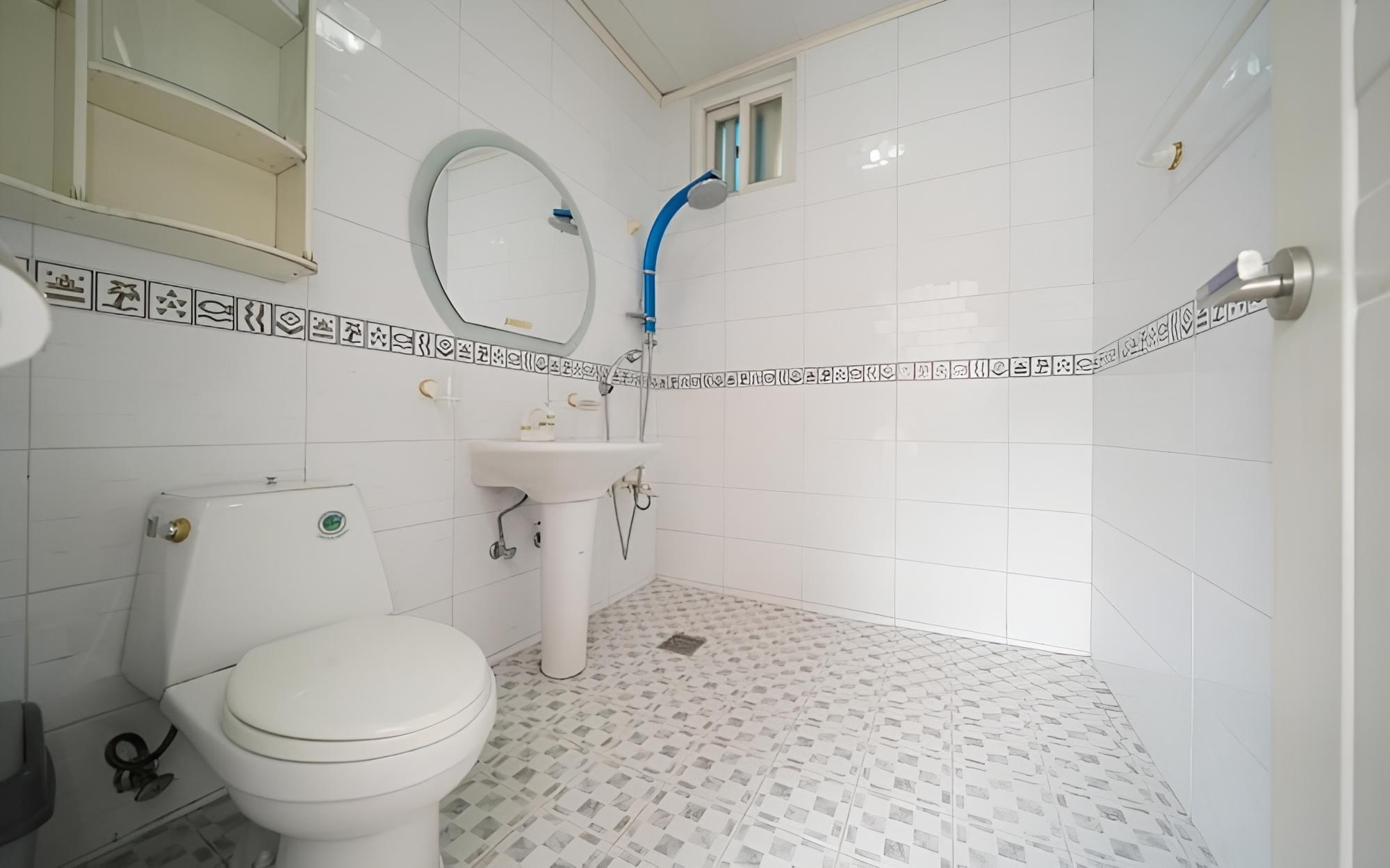 Photo 65