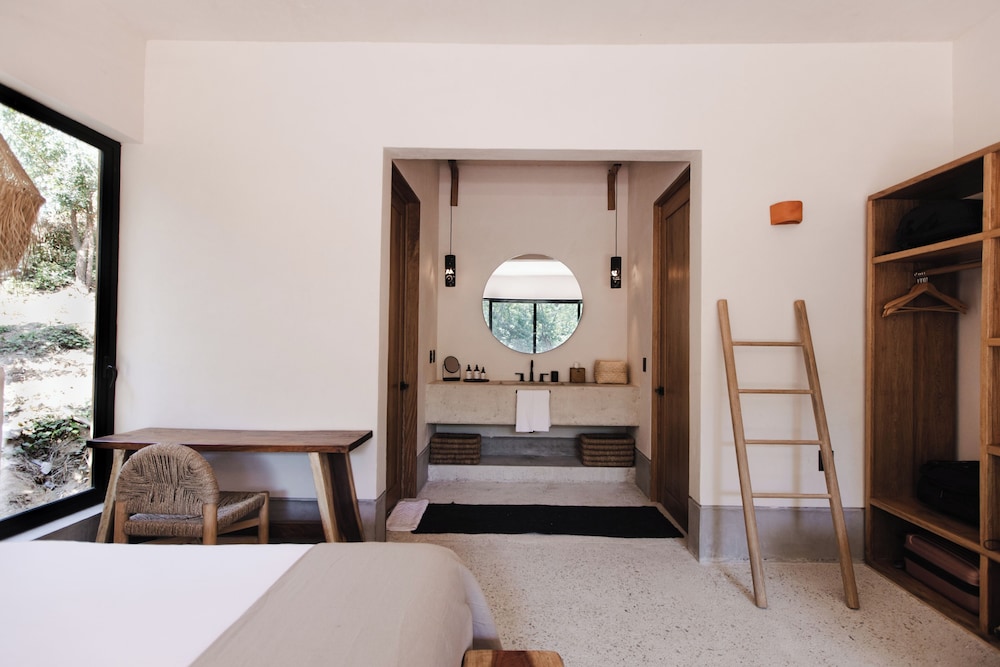 Casa Yute by Ahau Collection