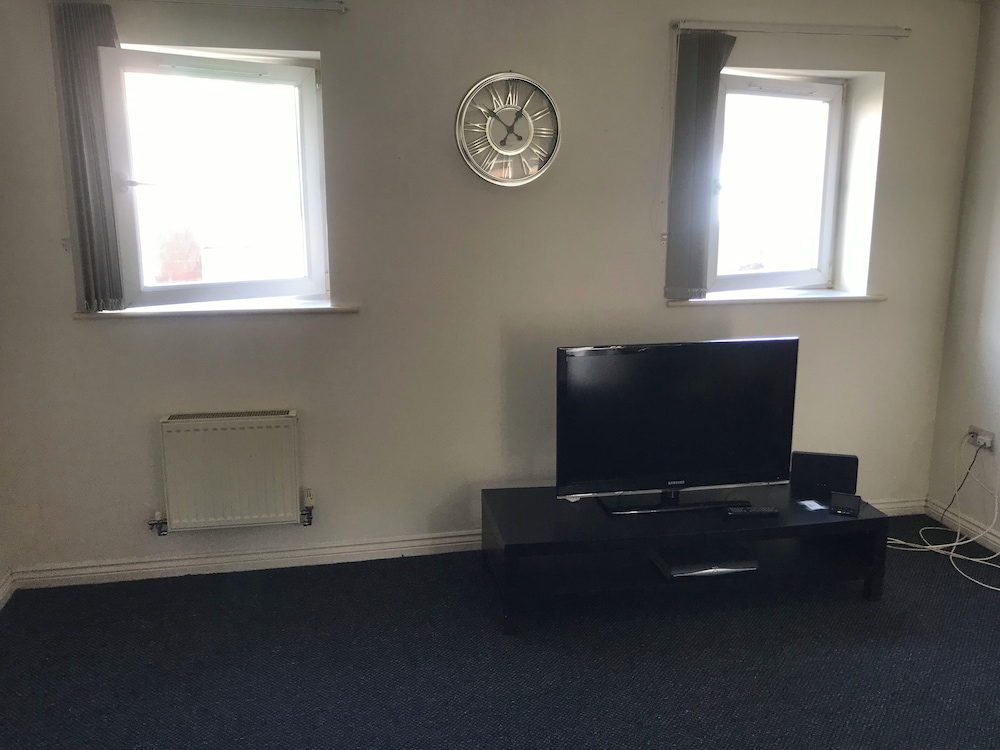 Immaculate 2-bed Apartment in Smethwick