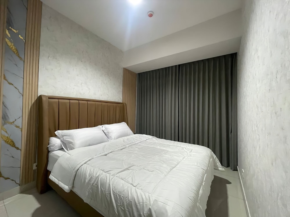 Staycation Jakarta Kensington Royal