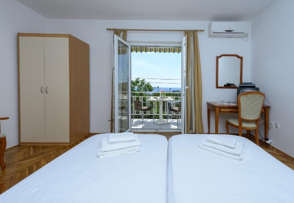 Apartments Botica