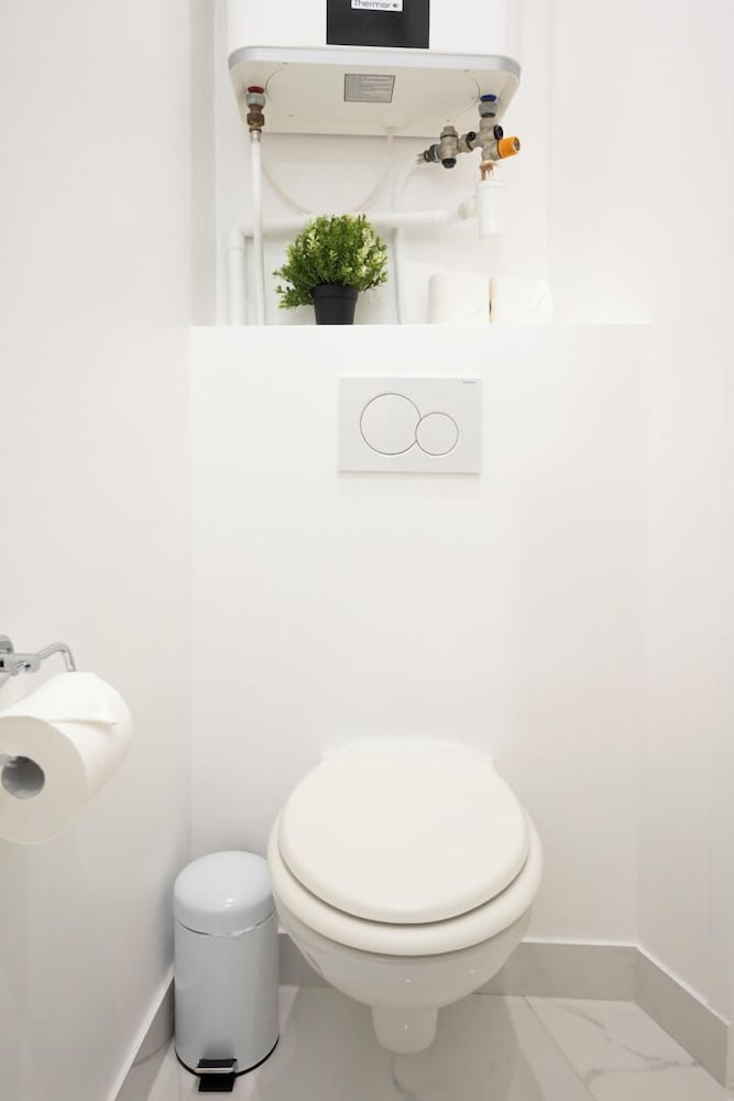 Reva Suites