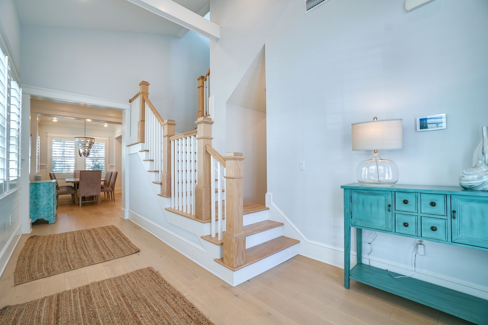 Prominence on 30A by Panhandle Getaways