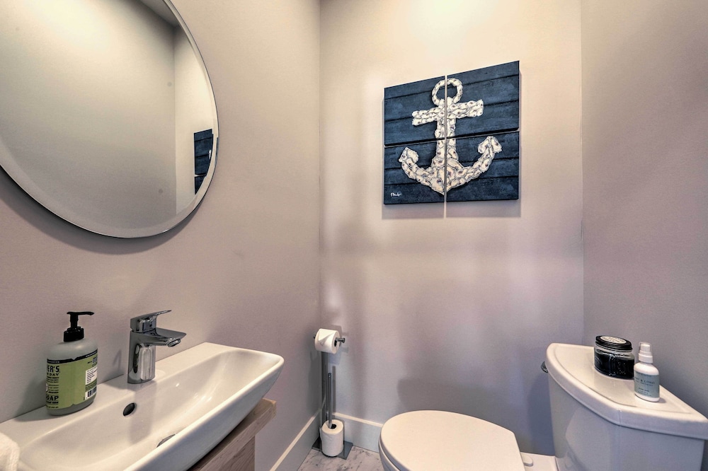 Portland Vacations - Spacious Portland Home: Walk Downtown! - Property Image 16
