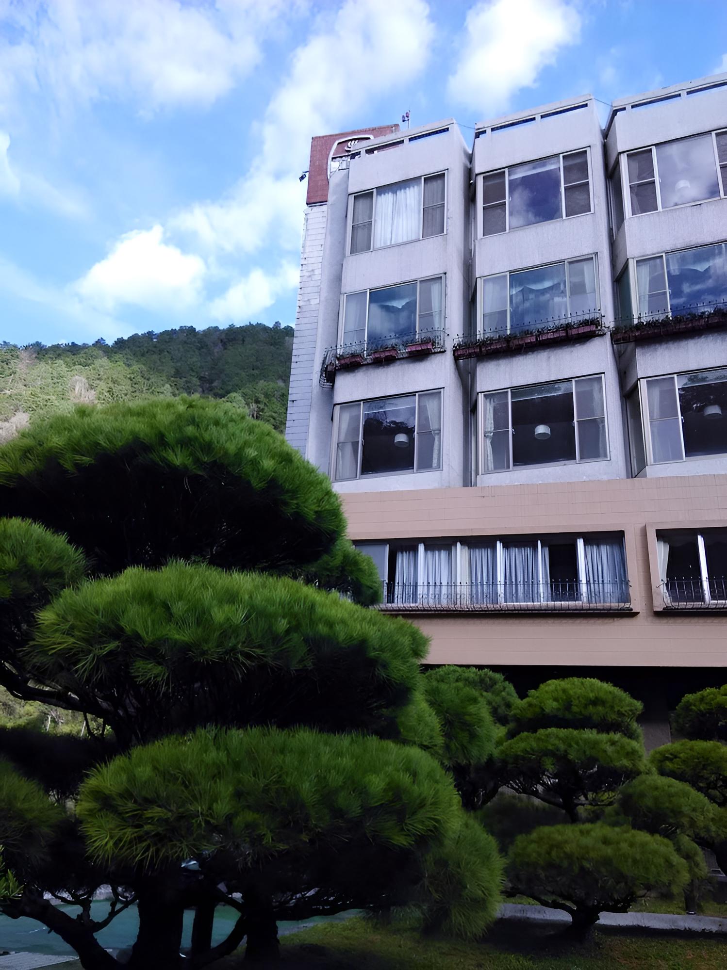 Photo 6