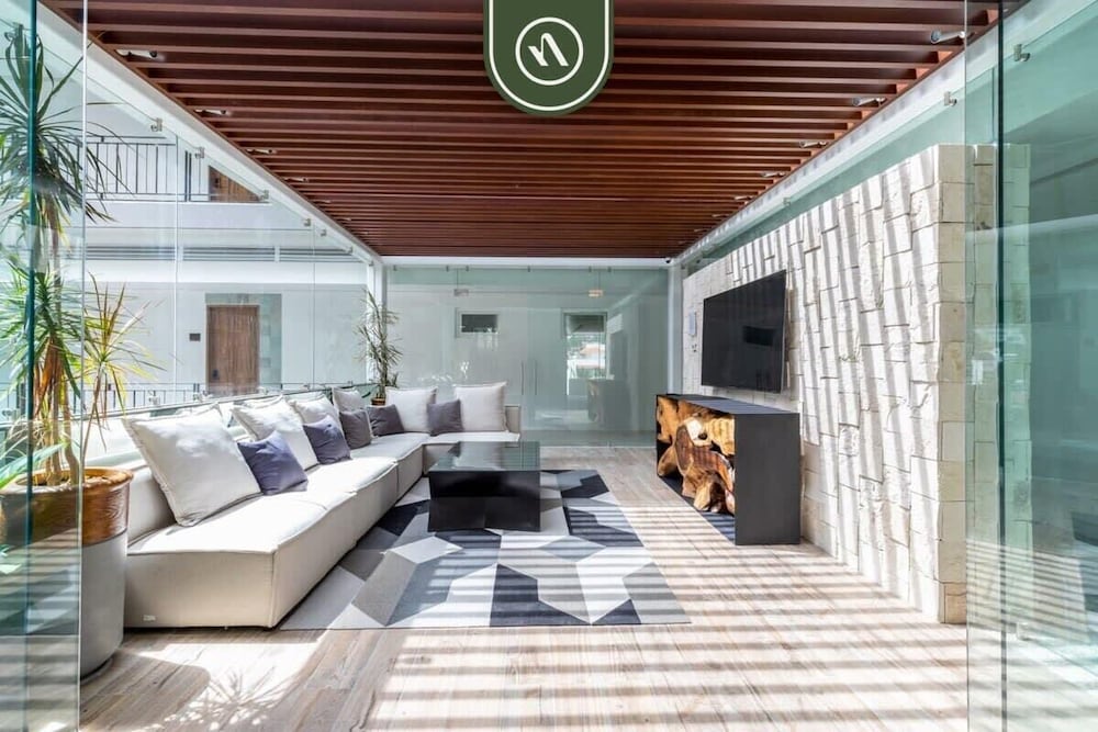 Amazing 1BR Penthouse With Balcony - Gym - Pool