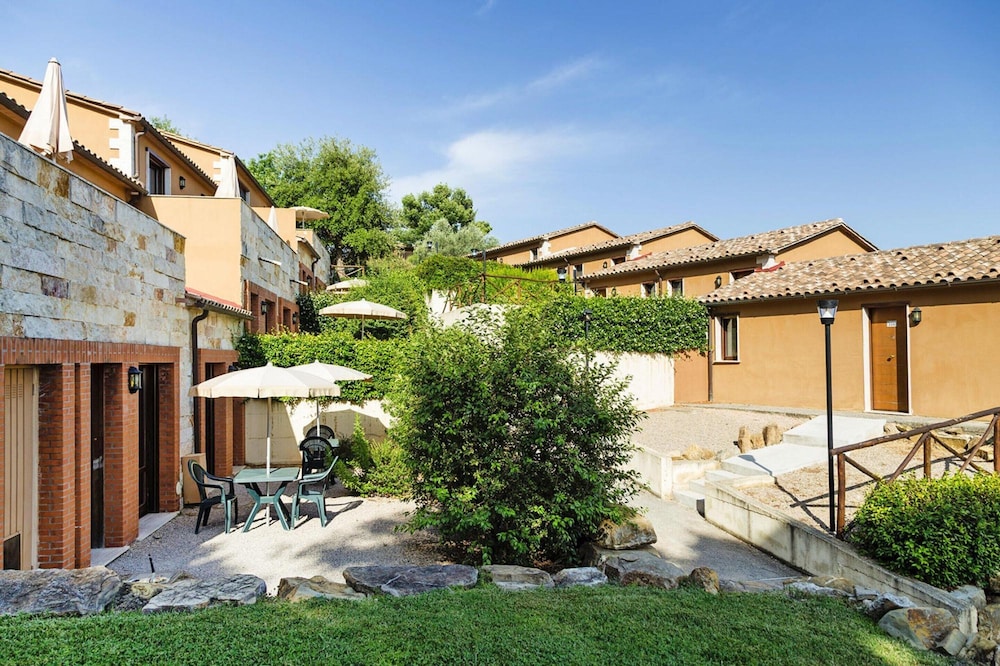 Apartment in Residence Borgo Magliano, in Magliano