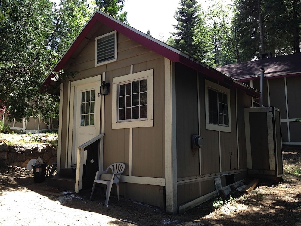 Antlers Inn