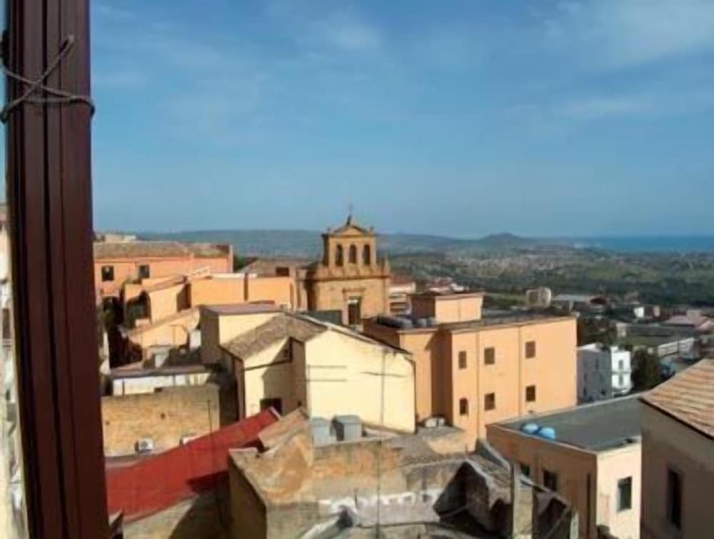 Hotel Marchese Sala - Image 1