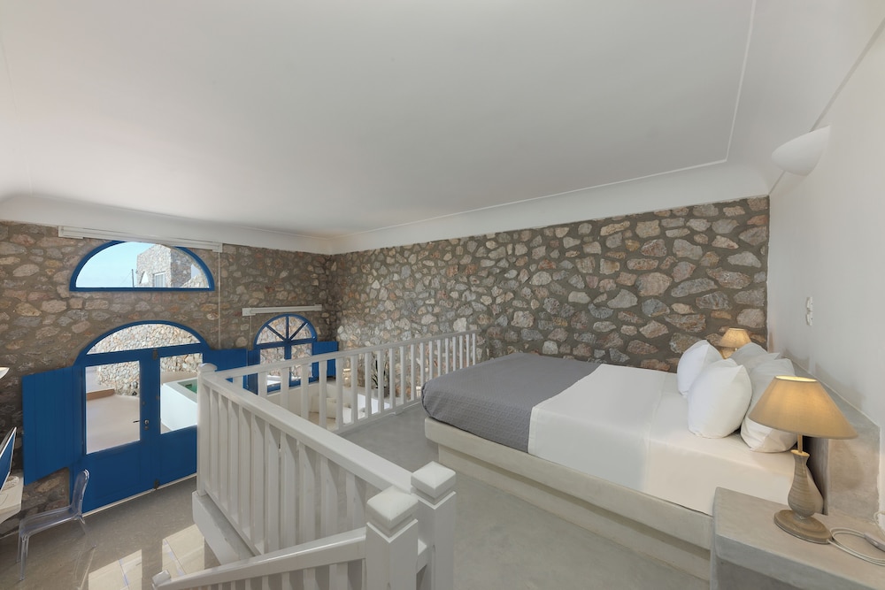 Zatrikion Villas Santorini photo 5