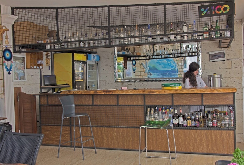 Umayra Otel