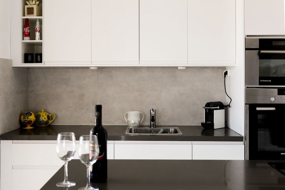 Amazing Apartment near Mahane Yehuda