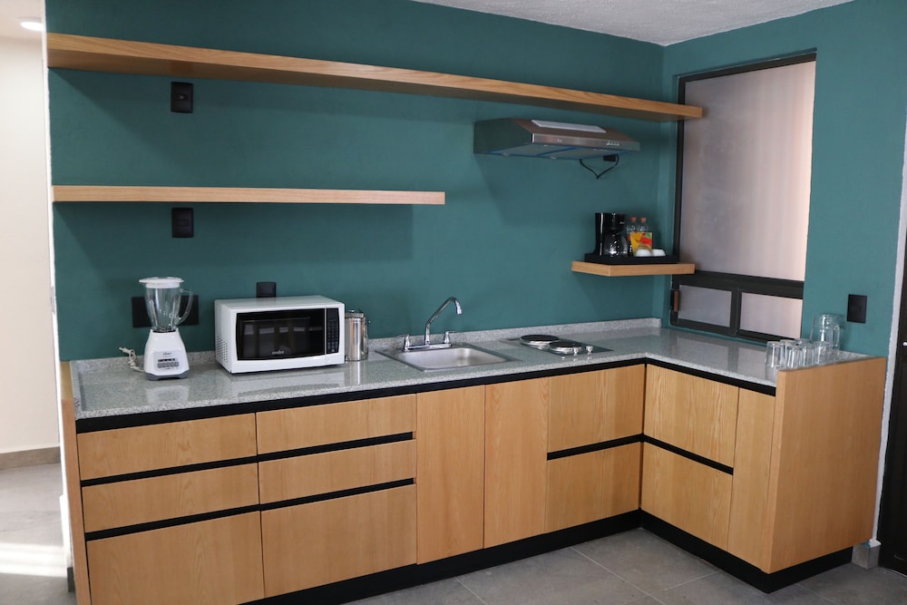Sunrock Hotel and Suites