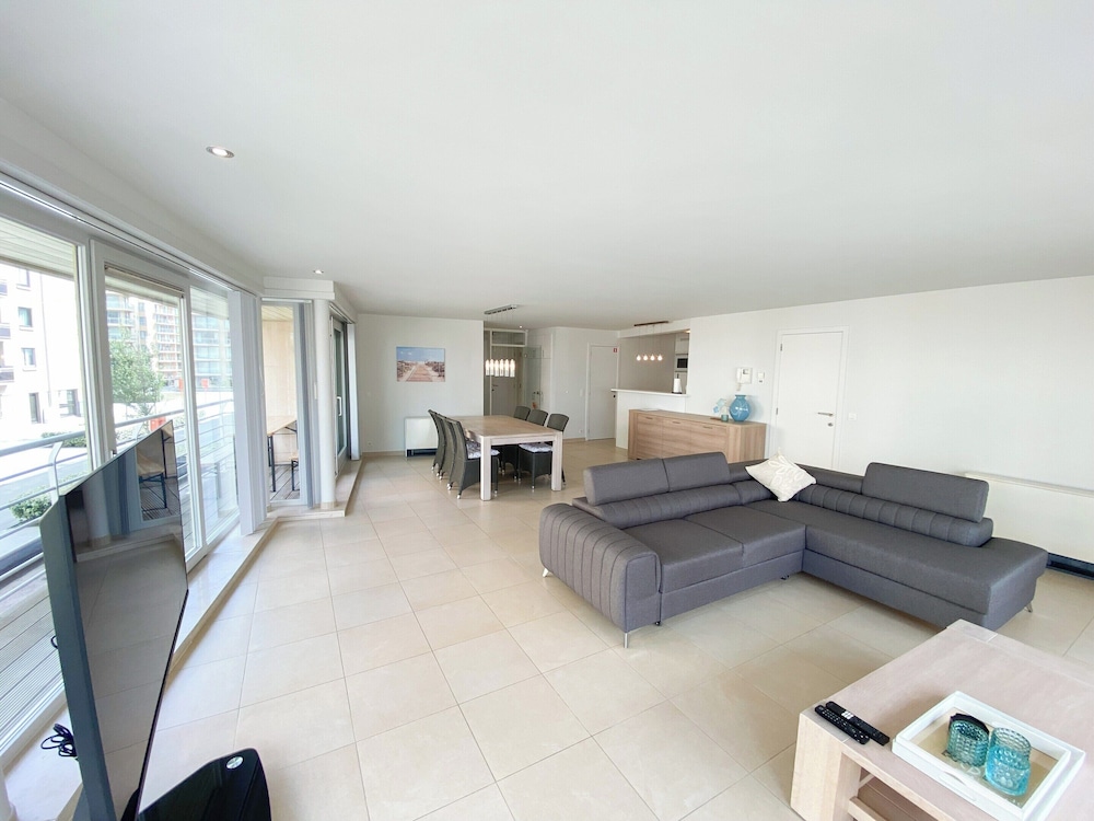 Apartment in Nieuwpoort-bad Near Beach